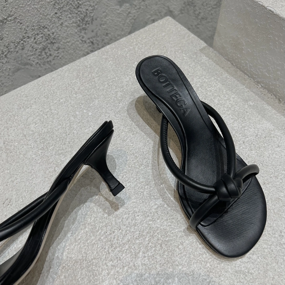 COCO-- 775417V3H601000 Heel height：4.5CM sheepskin item:D-X062M2828